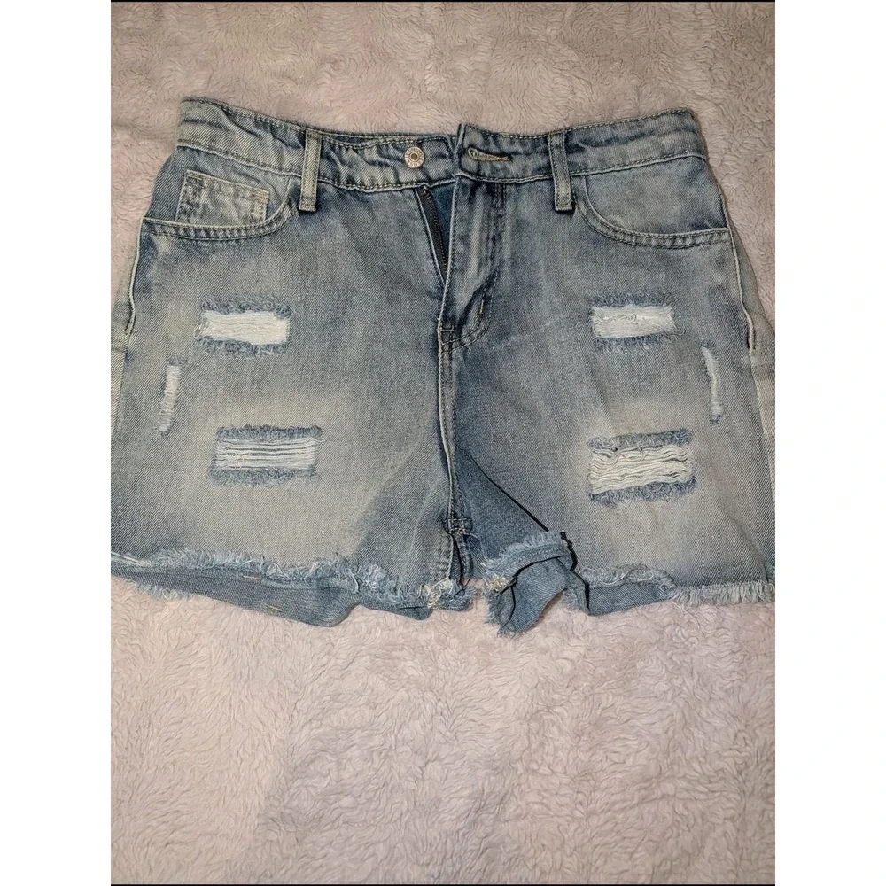 Distressed Denim Shorts - Casual Cutoff Teen tween size 160 14/16  women XS‎